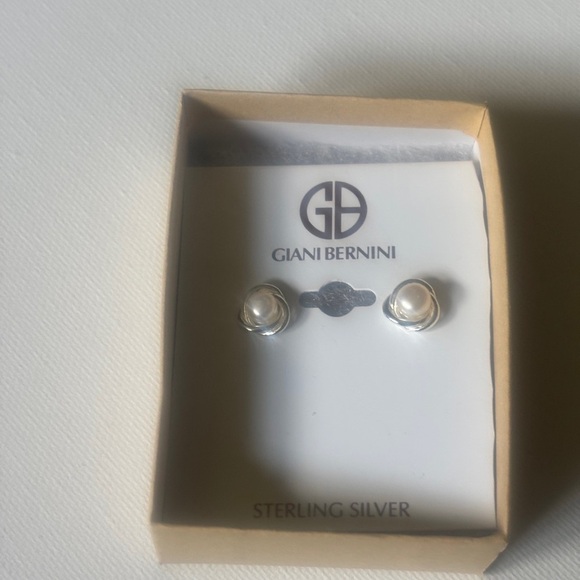 Giani Bernini Sterling Silver & Pearl Knot Stud Earrings - New - Picture 3 of 3